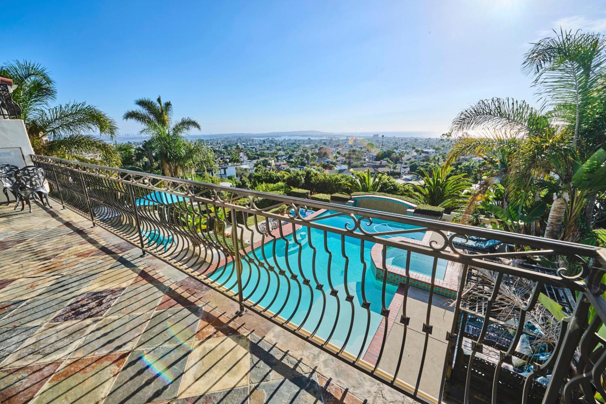 360 Degree Ocean & Views With Pool, Spa, Close To The Beach! Pets Ok